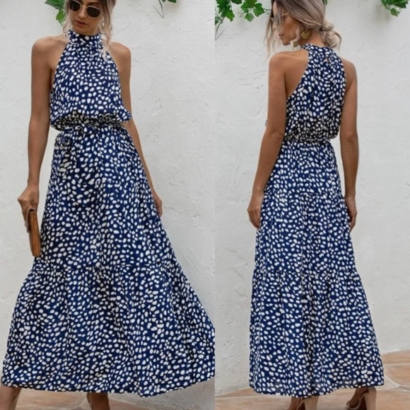 Boho floral print belted halter maxi dress - Picture 2 of 4
